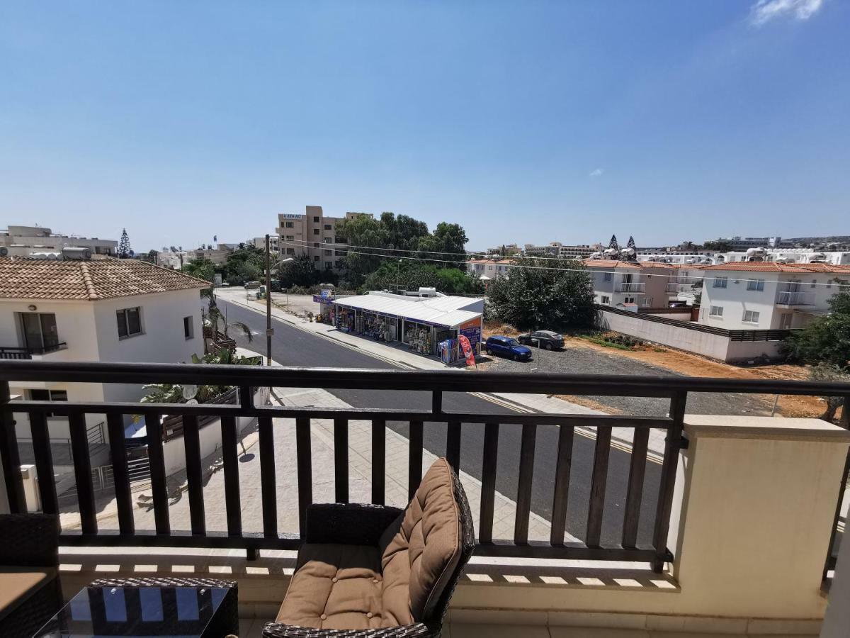 Sea View Apartment Protaras Eksteriør billede