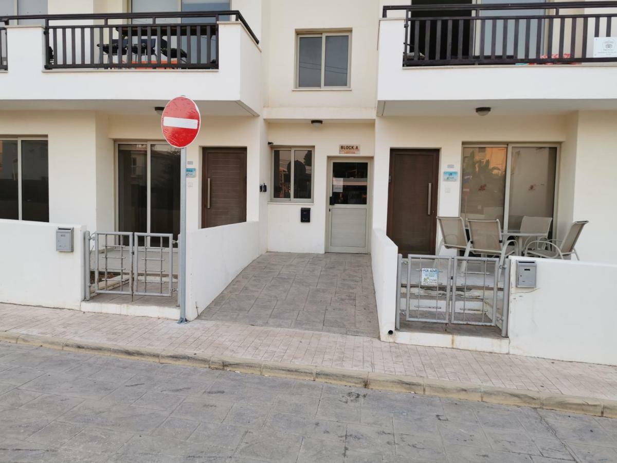 Sea View Apartment Protaras Eksteriør billede